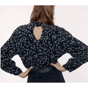 ZARA Black White Abstract Print Mock Neck Keyhole Long Sleeve Top Size S‎